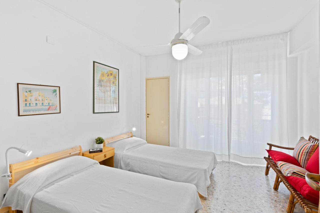 Aci Castello Seaview Apartment With Parking Exterior photo